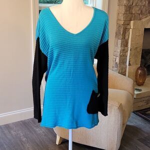 Lula-B sz XL blue and black sweater